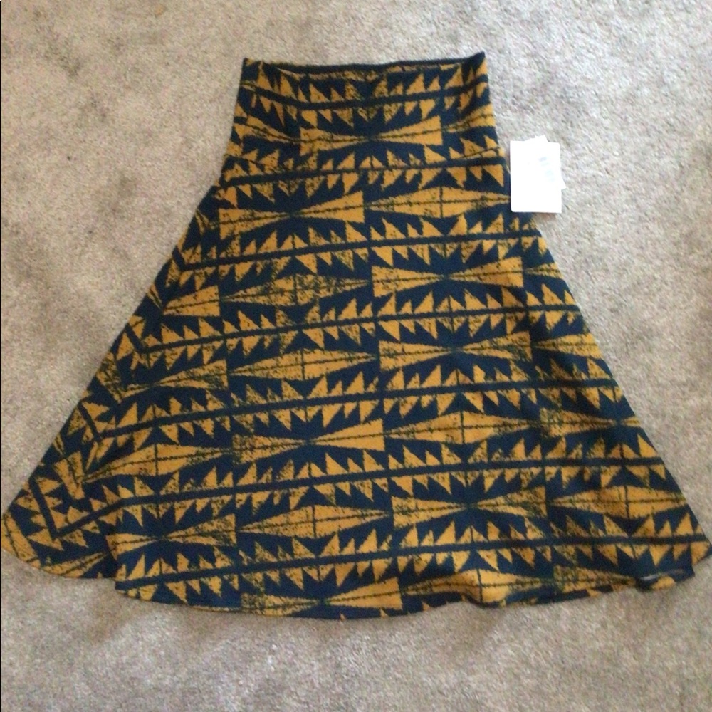 Lularoe Asure size Small